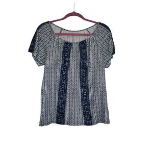 ST John's Bay short sleeve shirt (size medium)